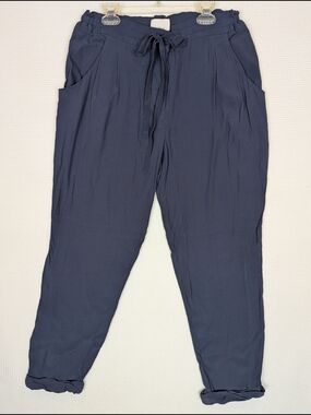 Aritzia Wilfred Lightweight Quiet Luxury Navy Drawstring Relaxed Cuffed Pants